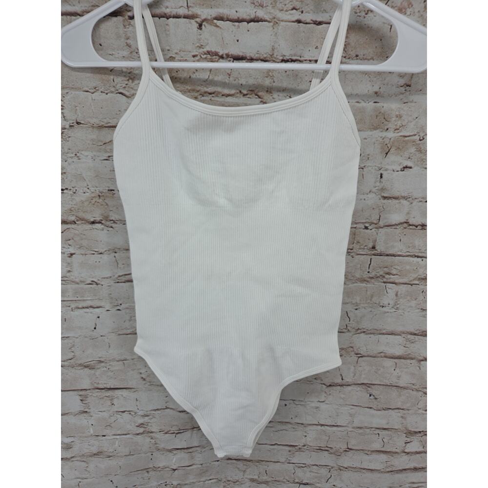 OQQ Bodysuit Ribbed White Size Small Seamless Sleeveless